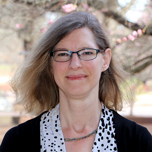 Amy Gruden headshot